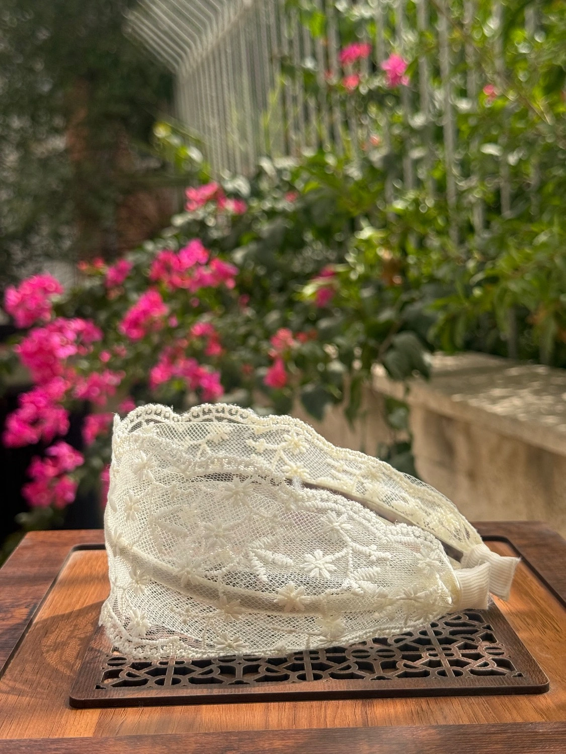 تل گیپوری آیوری (استخوانی) طرح شکوفه